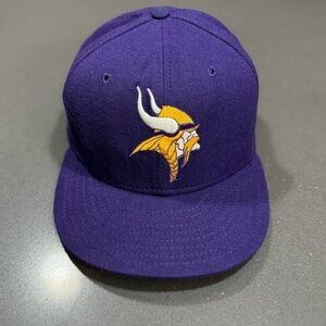 Vintage Minnesota Vikings Embroidered Snapback Hat New Era